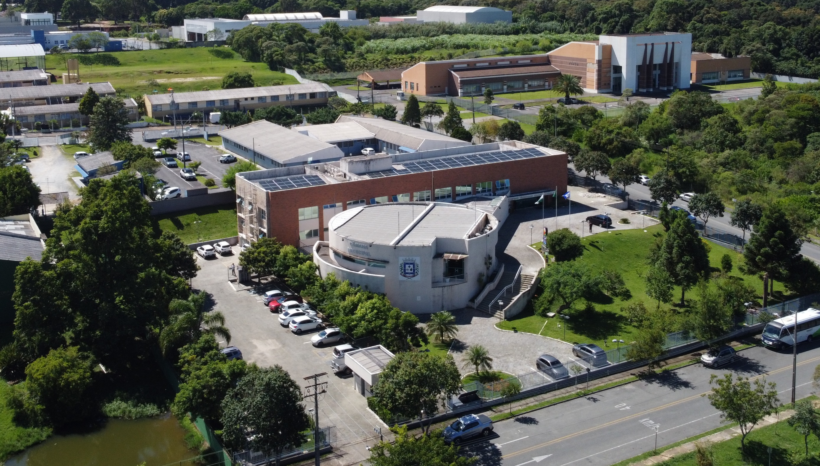 Câmara de Campo Largo avança na adequação aos novos critérios de avaliação do TCE-PR