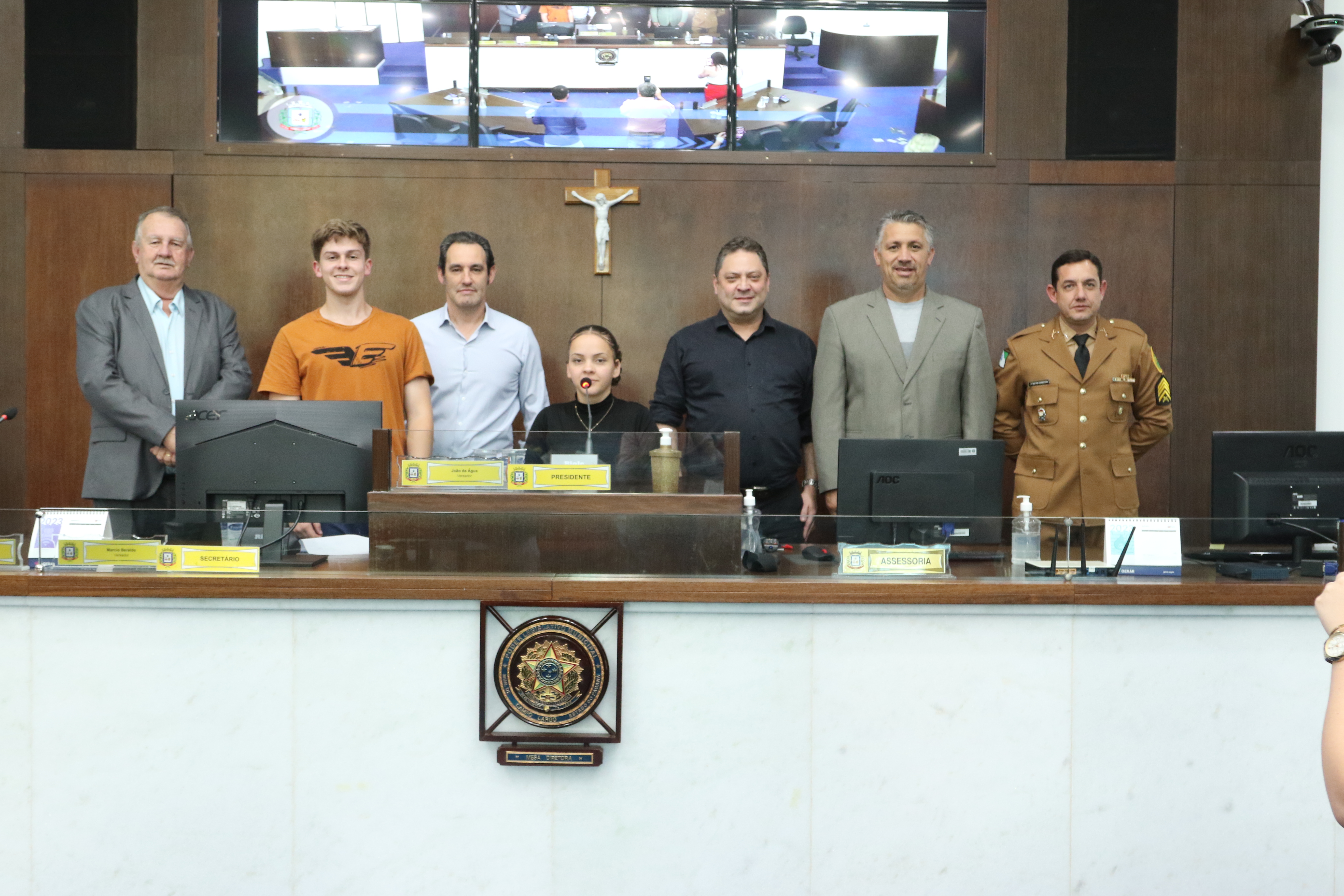 Câmara Municipal de Campo Largo realiza Cerimônia de Posse aos Vereadores Mirins do Colégio Estadual Cívico Militar 1º Centenário 