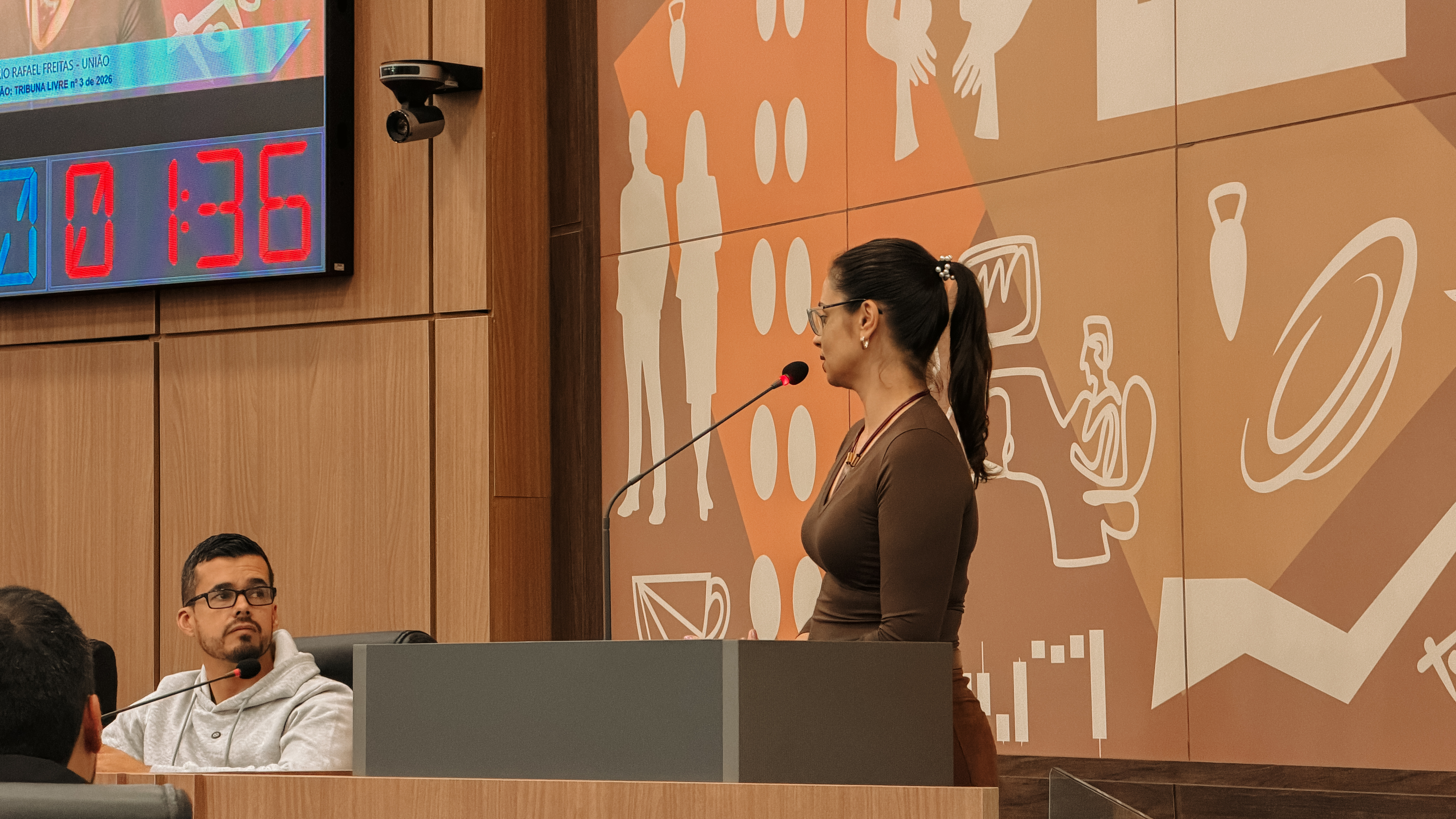 Censo animal de 2026 é apresentado durante Tribuna Livre na Câmara 